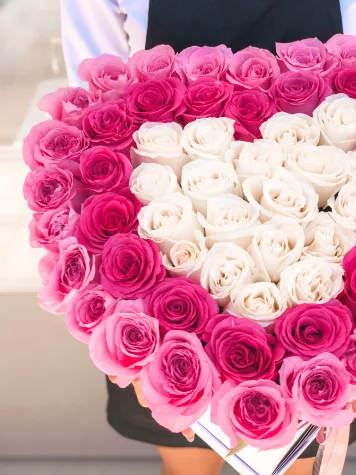 HeartBox "Pandora" Pink Roses
