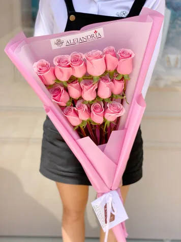 Ramo en papel "15 Pink Roses"
