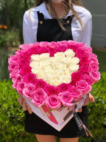 HeartBox "Pandora" Pink Roses