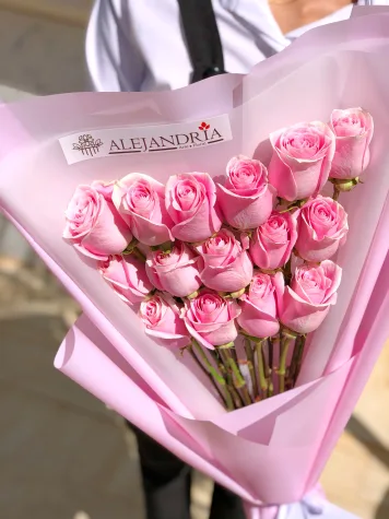 Ramo en papel "15 Pink Roses"
