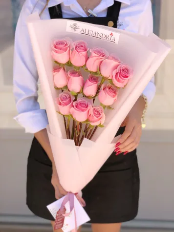 Ramo en papel "12 Pink Roses"
